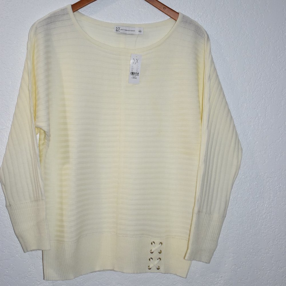 NWT New York & Co Sweater round Neck Ivory L Cream Slimming Lightweight
